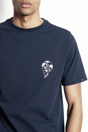 Sustainable T-shirt Hiland | navy blue from common|era sustainable fashion