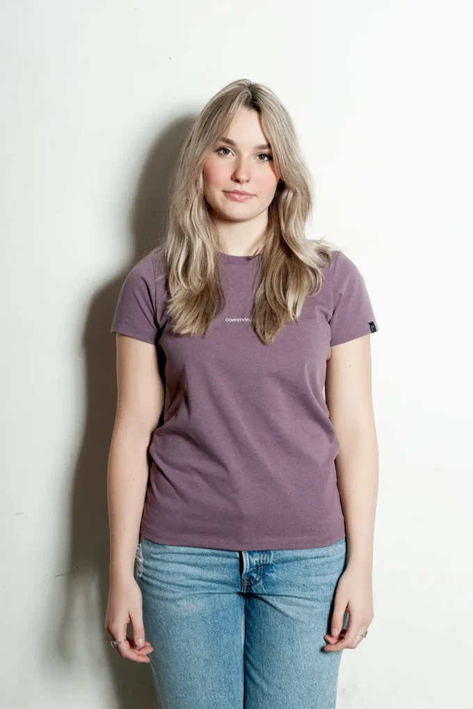 Sustainable T-shirt Hille | nectar from common|era sustainable fashion