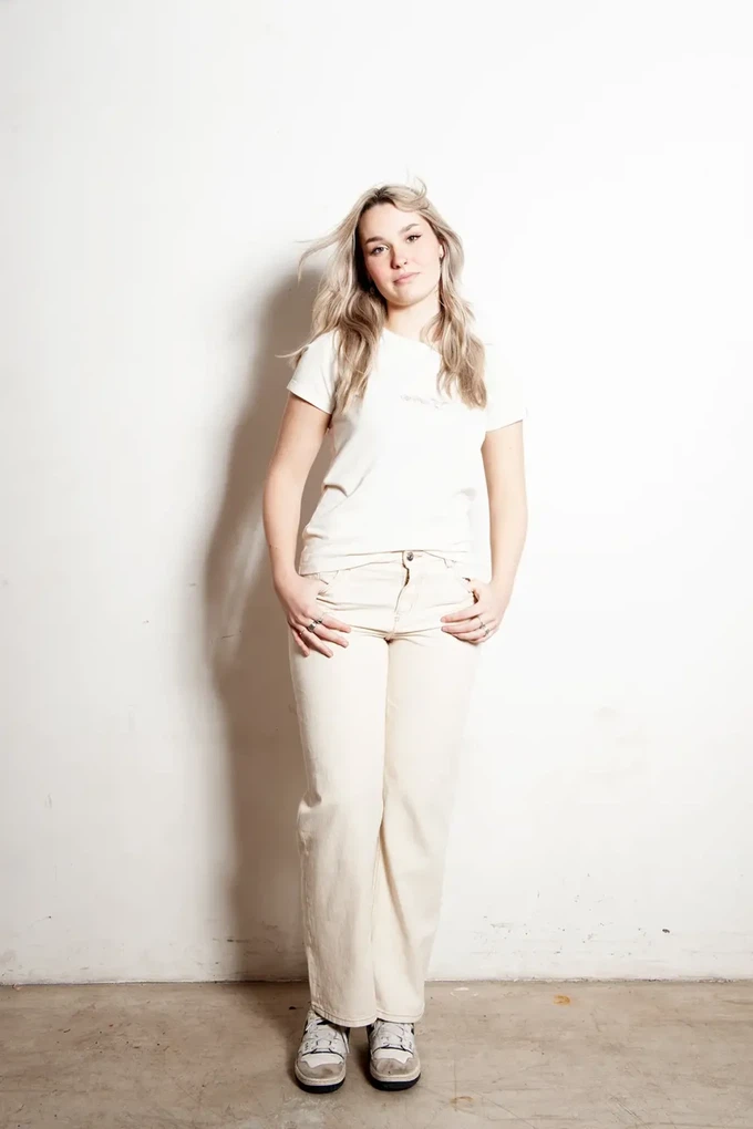 Sustainable T-shirt Hille | creme from common|era sustainable fashion