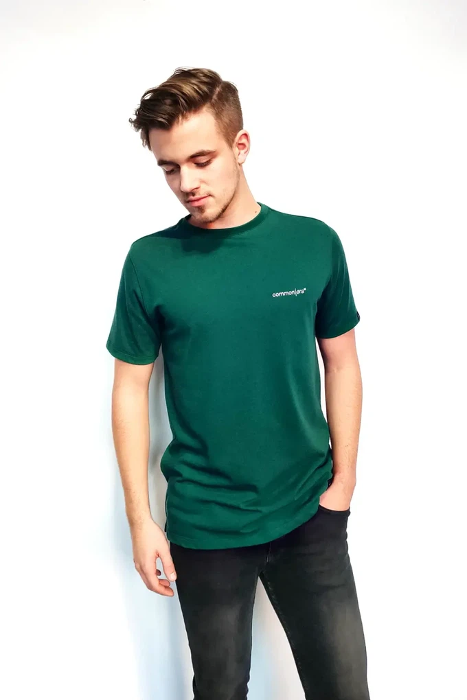Sustainable T-shirt Hiland | verde from common|era sustainable fashion