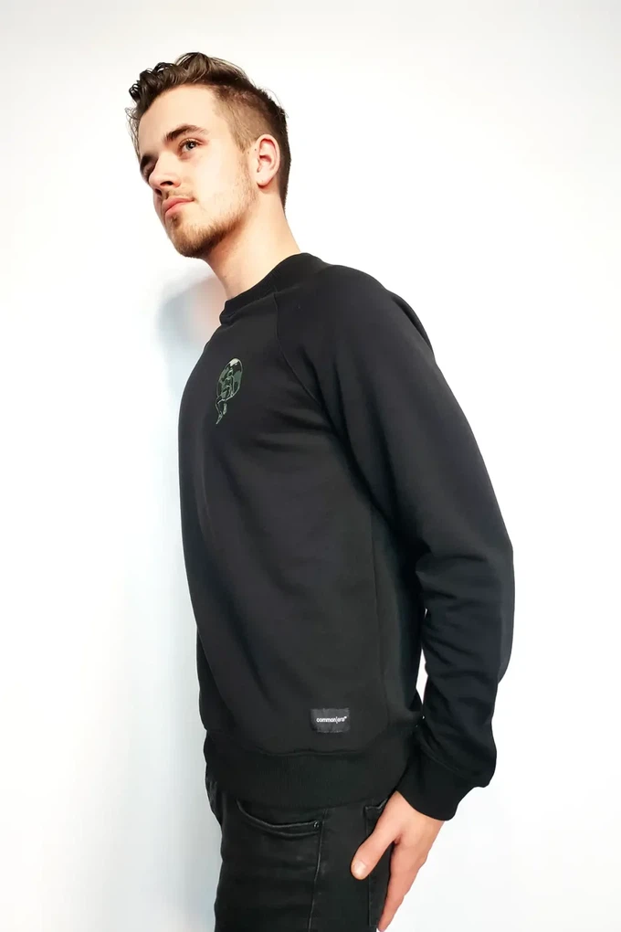 Sustainable sweater Wale | black from common|era sustainable fashion