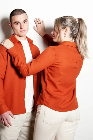 Sustainable blouse Zihull | burned orange from common|era sustainable fashion