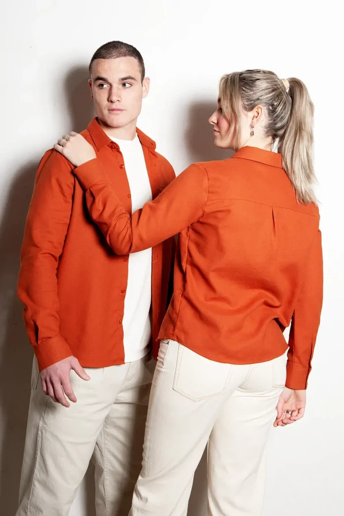 Sustainable blouse Zihull | burned orange from common|era sustainable fashion