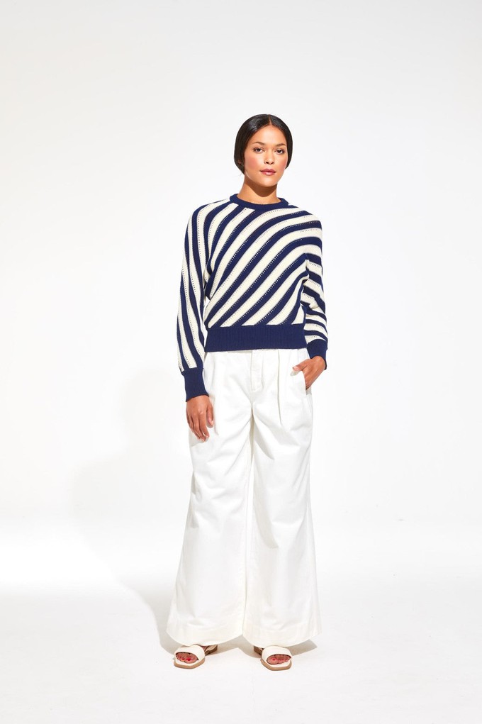 IZIA PRIMA NAVY SWEATER from Cool and Conscious