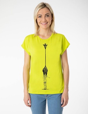 Women's short-sleeved shirt in sustainable eucalyptus fibre from CORA happywear