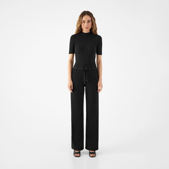 DEW Flared Soft Denim - French Pocket - Stay Black from DAWN Denim