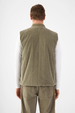 KASHEW Vest Corduroy - Padded - Sage Green - Menswear from DAWN Denim
