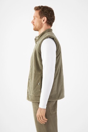 KASHEW Vest Corduroy - Padded - Sage Green - Menswear from DAWN Denim