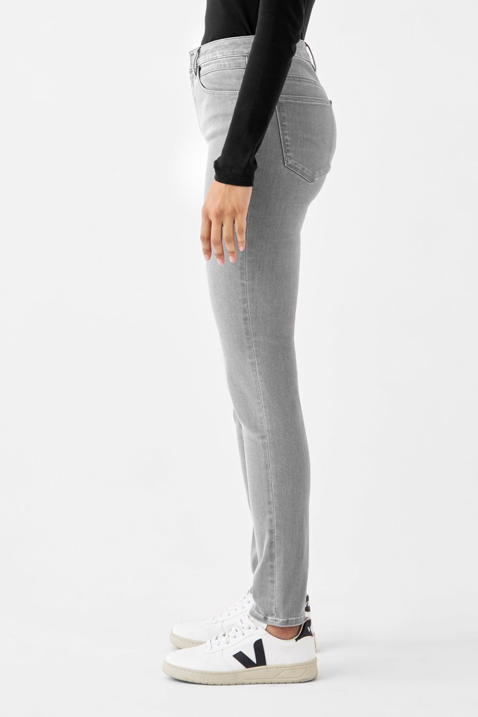 SUN UP Skinny Powerstretch - Basic - Silver Denim from DAWN Denim SUN UP Skinny Powerstretch - Basic - Silver Denim from DAWN Denim