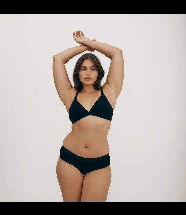 Organic Basics •• Rib-Flex Triangle Bra | black from De Groene Knoop