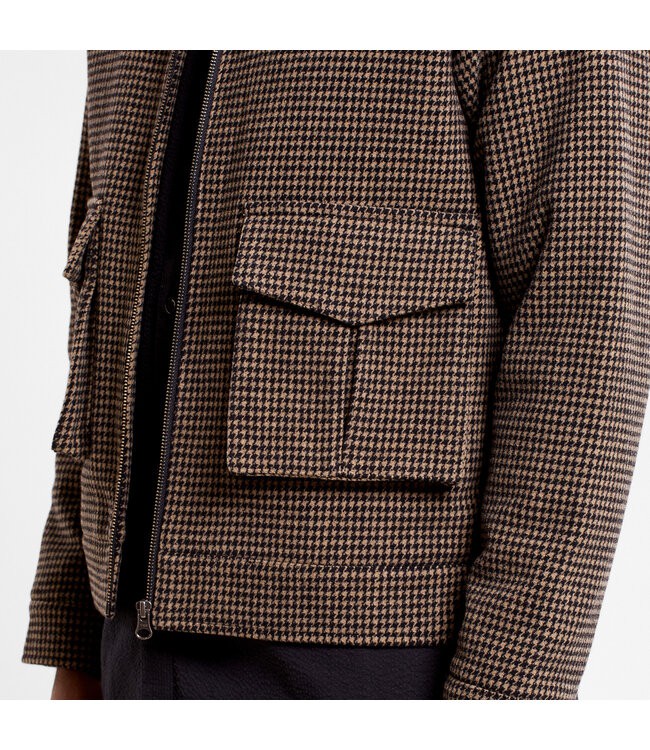 DEDICATED. •• Padded Wool Jacket Vallentuna  | Pepita Brown from De Groene Knoop