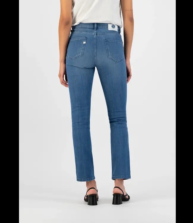 MUD Jeans •• Jeans Faye Straight | authentic indigo from De Groene Knoop