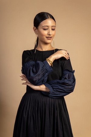 Sophia Black Dress from Doodlage