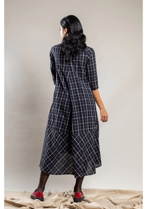 Black Flared Dress from Doodlage