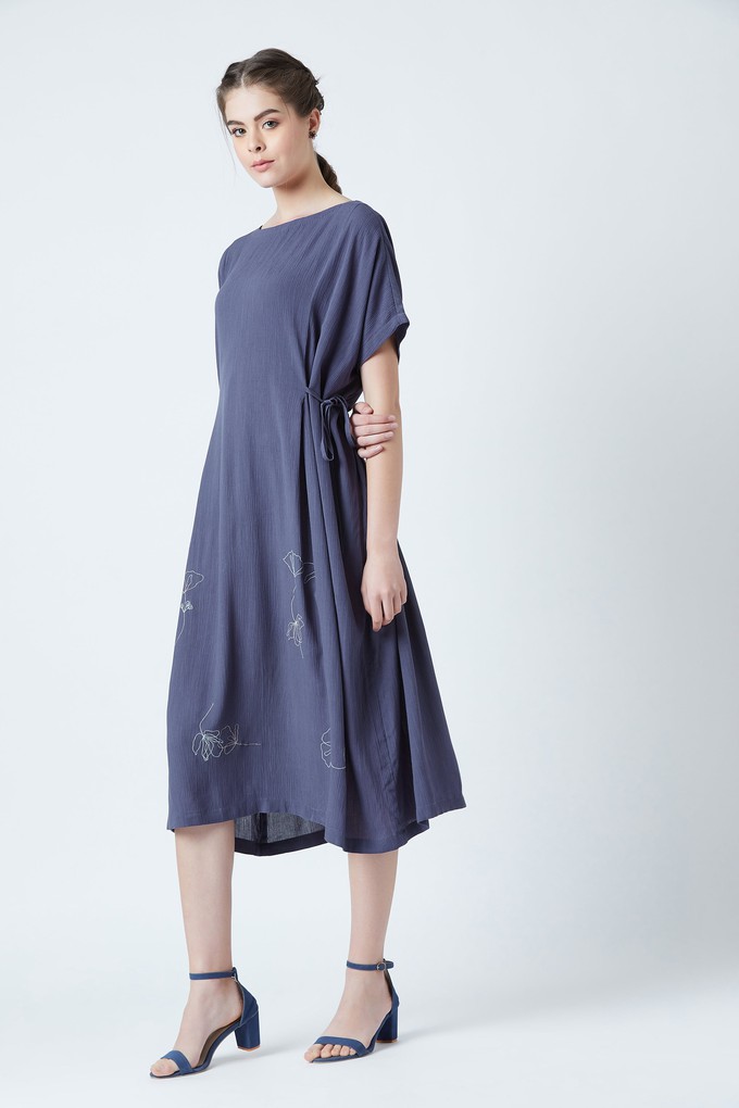 Huda Kaftan Purple from Doodlage