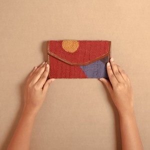 Sunny Day Clutch from Doodlage