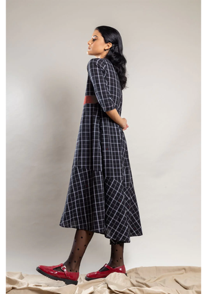 Black Flared Dress from Doodlage