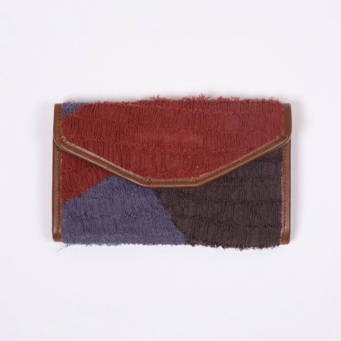 Symmetry' Clutch from Doodlage