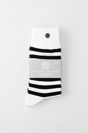 (2 Pairs) Women's Earth Creative Button Socks from Ecoer Fashion