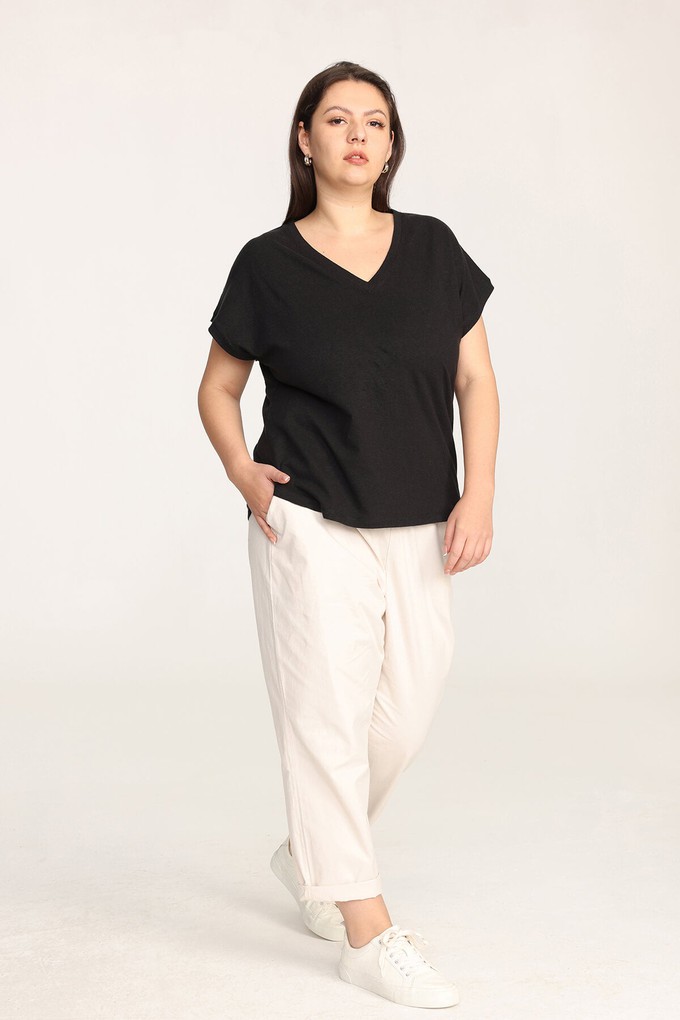 Hemp Jersey V-Neck T-Shirt from Ecoer Fashion