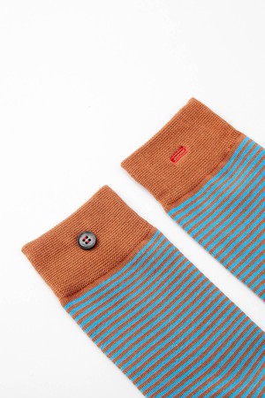 (2 Pairs) Women's Earth Creative Button Socks from Ecoer Fashion