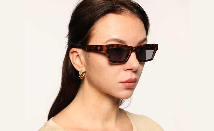 Rectangle Knight Sunglasses from Ecoer Fashion