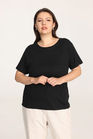 Organic Linen Crew Neck T-Shirt from Ecoer Fashion