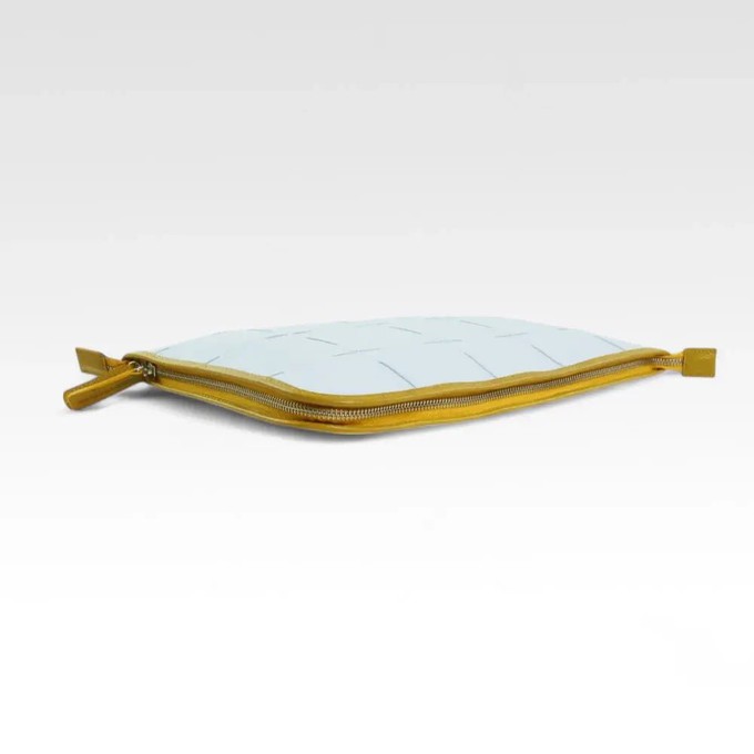 Folio Laptop Case | Leather & Fire-hose from Elvis & Kresse