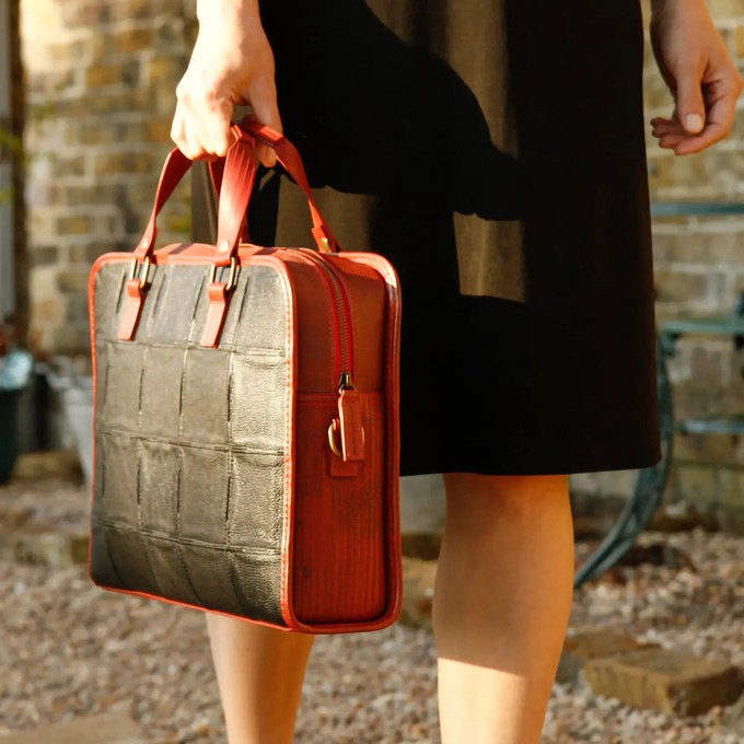 Compact Briefcase | Leather & Fire-hose from Elvis & Kresse