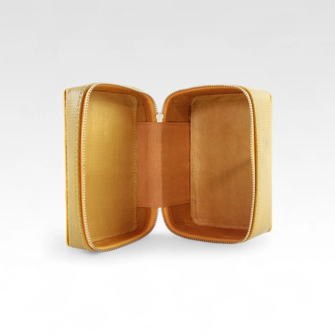 Large Box | Leather & Fire-hose from Elvis & Kresse