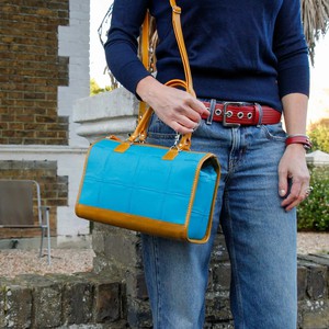 Small Post Bag | Leather & Fire-hose from Elvis & Kresse