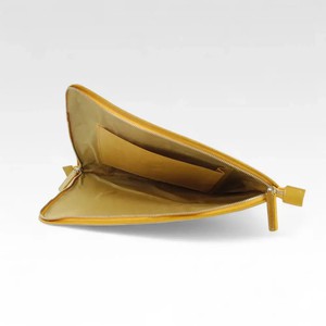 Folio Laptop Case | Leather & Fire-hose from Elvis & Kresse