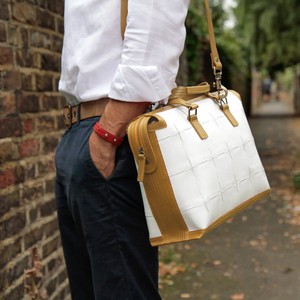 Metropolitan Bag | Leather & Fire-hose from Elvis & Kresse