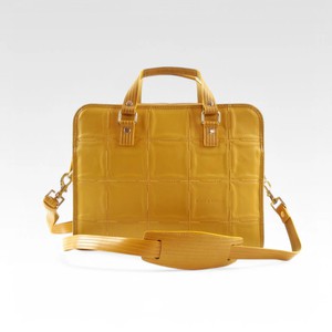 Compact Briefcase | Leather & Fire-hose from Elvis & Kresse