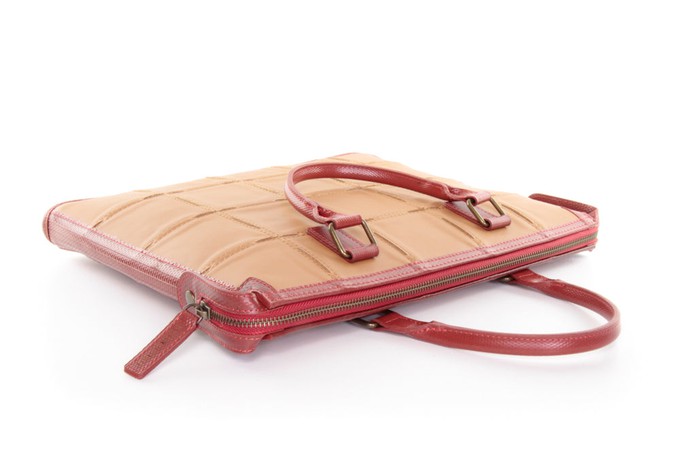 Laptop Bag | Leather & Fire-hose from Elvis & Kresse