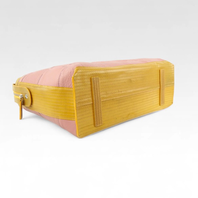 Metropolitan Bag | Leather & Fire-hose from Elvis & Kresse