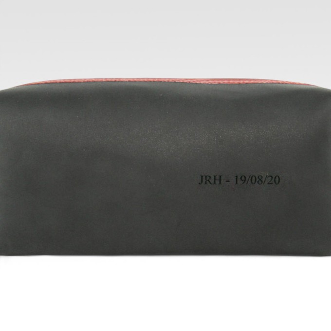 Medium Washbag | Printing Blanket & Fire-hose from Elvis & Kresse