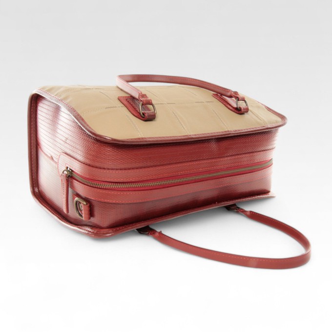 Large Post Bag | Leather & Fire-hose from Elvis & Kresse