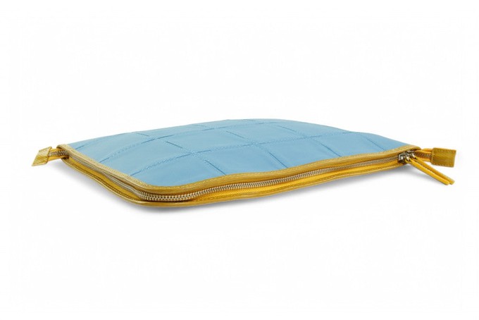 Folio Laptop Case | Leather & Fire-hose from Elvis & Kresse