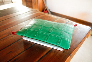 Folio Laptop Case | Leather & Fire-hose from Elvis & Kresse