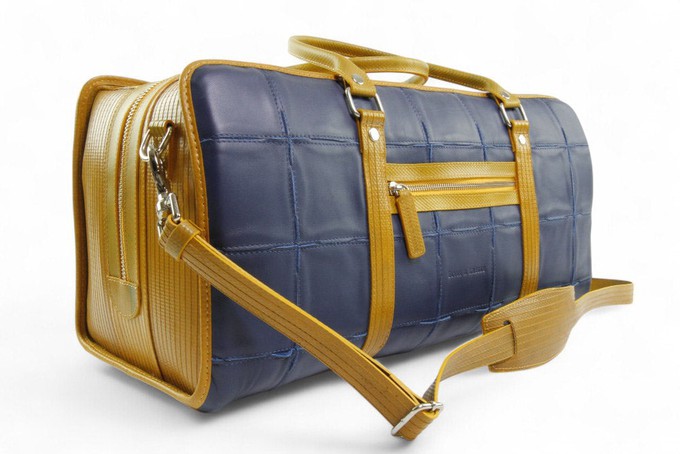 Overnight Bag | Leather & Fire-hose from Elvis & Kresse