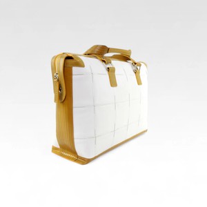 Metropolitan Bag | Leather & Fire-hose from Elvis & Kresse