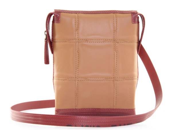 Saddle Bag | Leather & Fire-hose from Elvis & Kresse