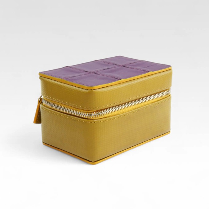 Large Box | Leather & Fire-hose from Elvis & Kresse