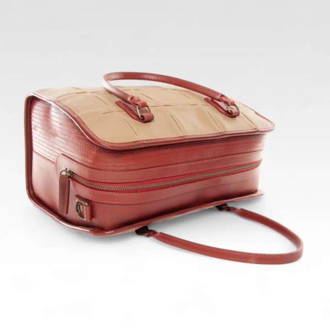 Large Post Bag | Leather & Fire-hose from Elvis & Kresse
