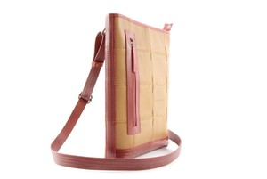 Reporter Bag | Leather & Fire-hose from Elvis & Kresse