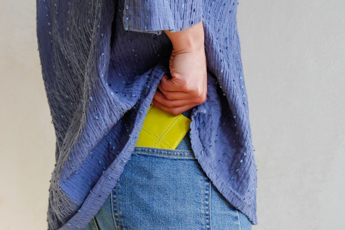 Card Holder | Leather & Fire-hose from Elvis & Kresse