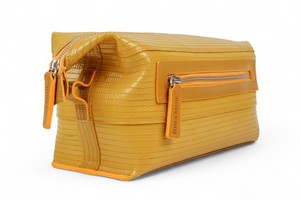 Large Washbag | Fire-hose from Elvis & Kresse