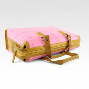 Metropolitan Bag | Leather & Fire-hose from Elvis & Kresse