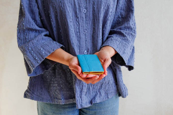 Card Holder | Leather & Fire-hose from Elvis & Kresse